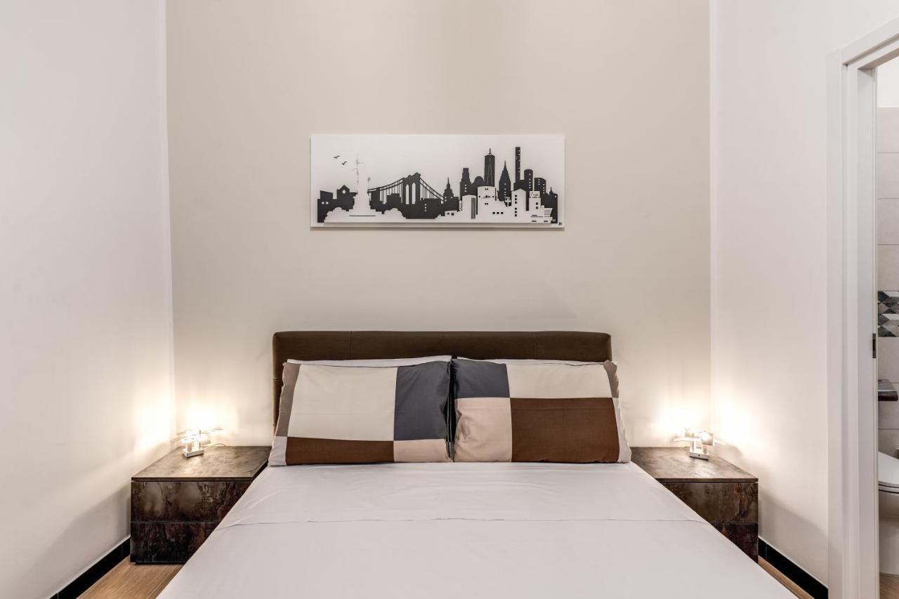 The Quarters Naples Apartments Bagian luar foto