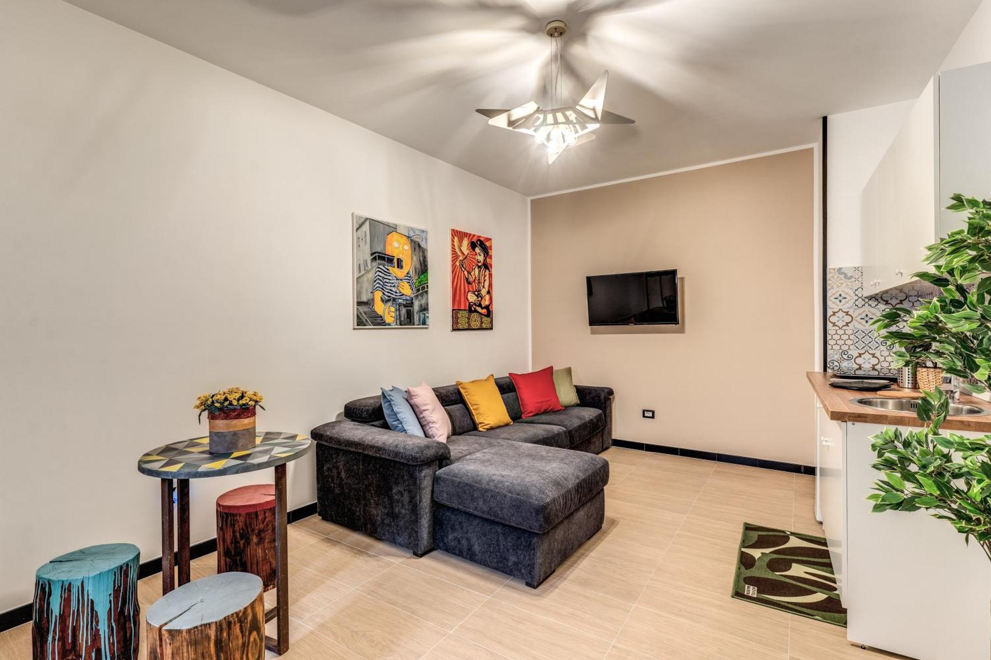 The Quarters Naples Apartments Bagian luar foto