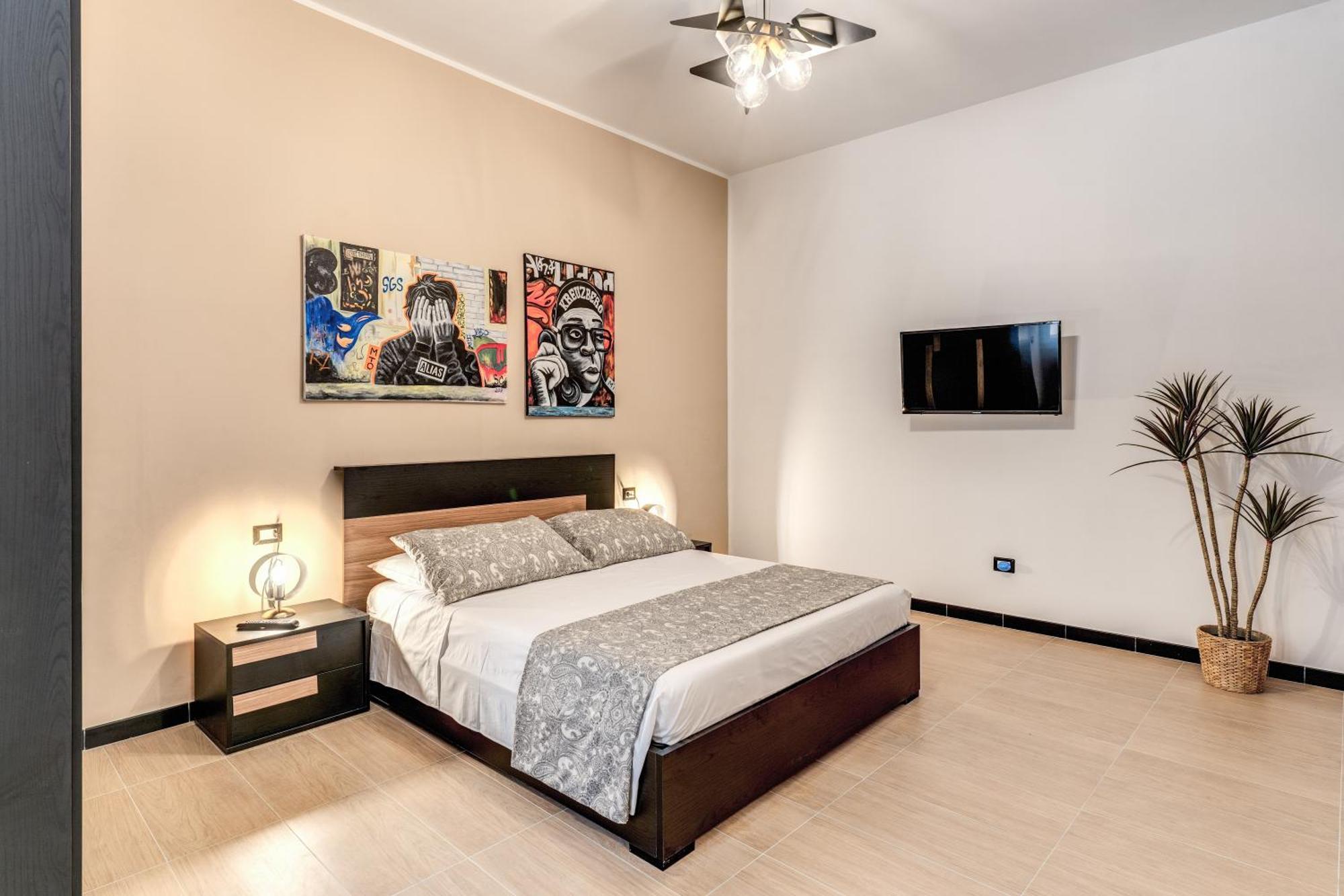 The Quarters Naples Apartments Bagian luar foto