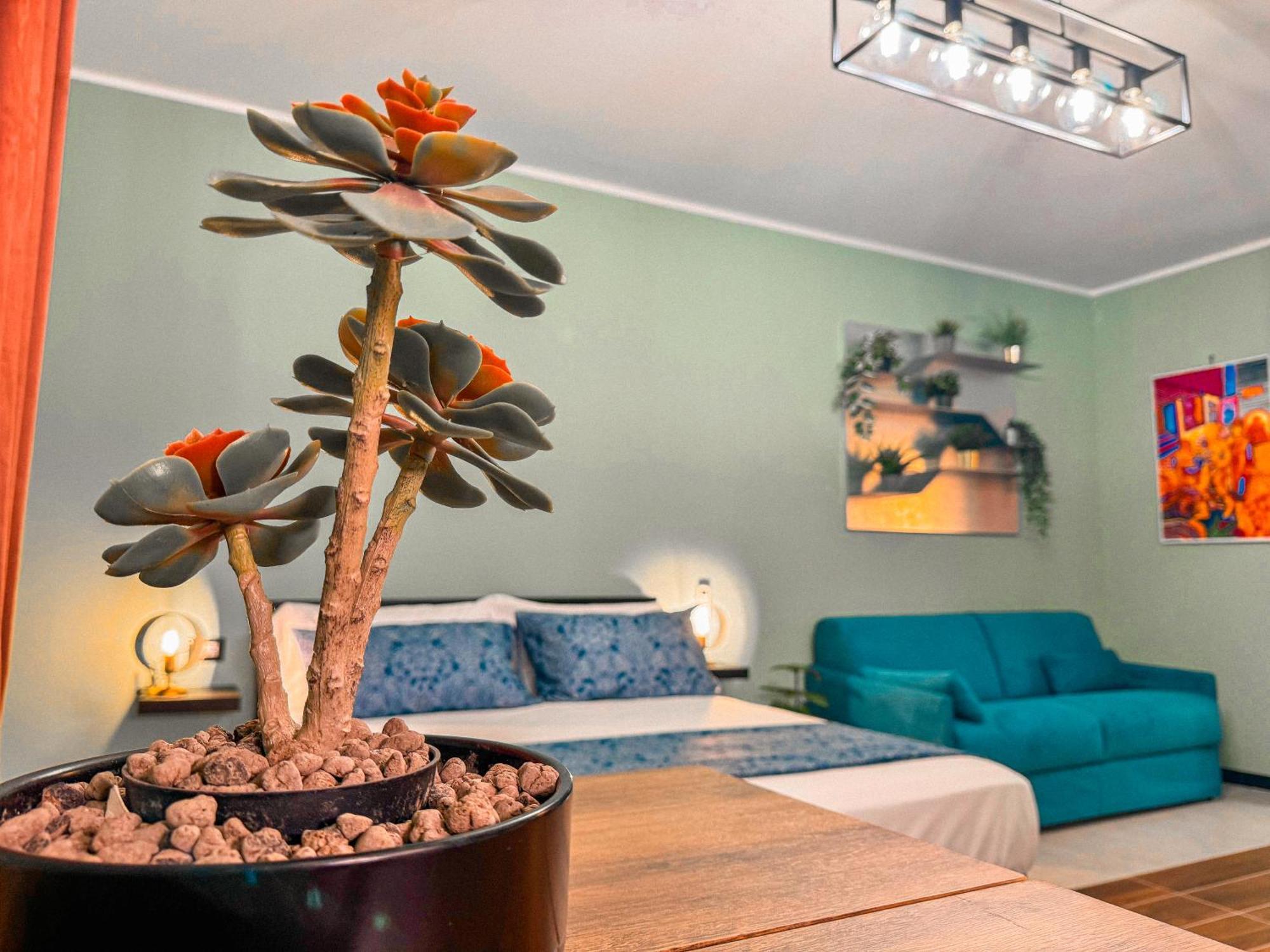 The Quarters Naples Apartments Bagian luar foto