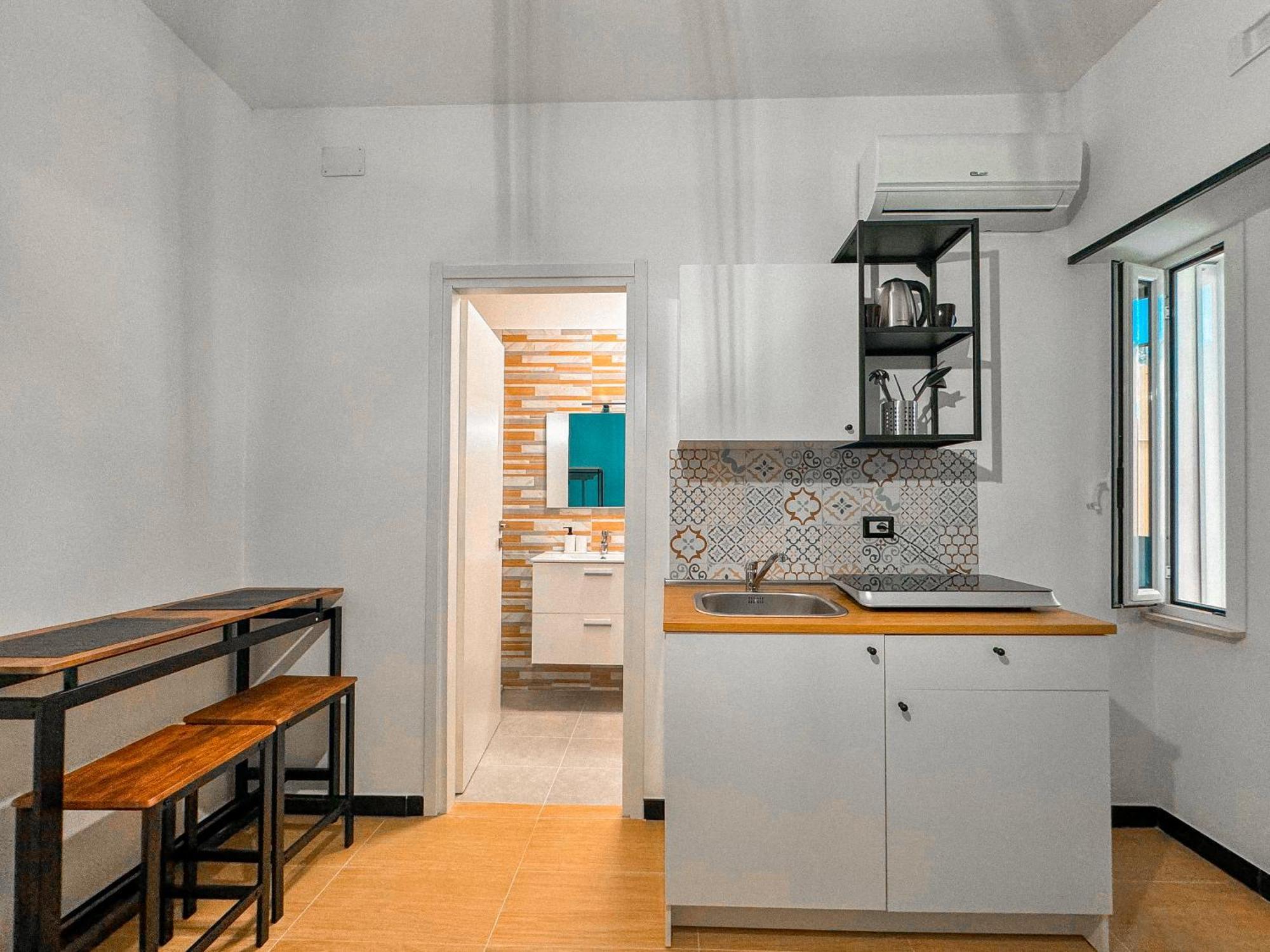 The Quarters Naples Apartments Bagian luar foto