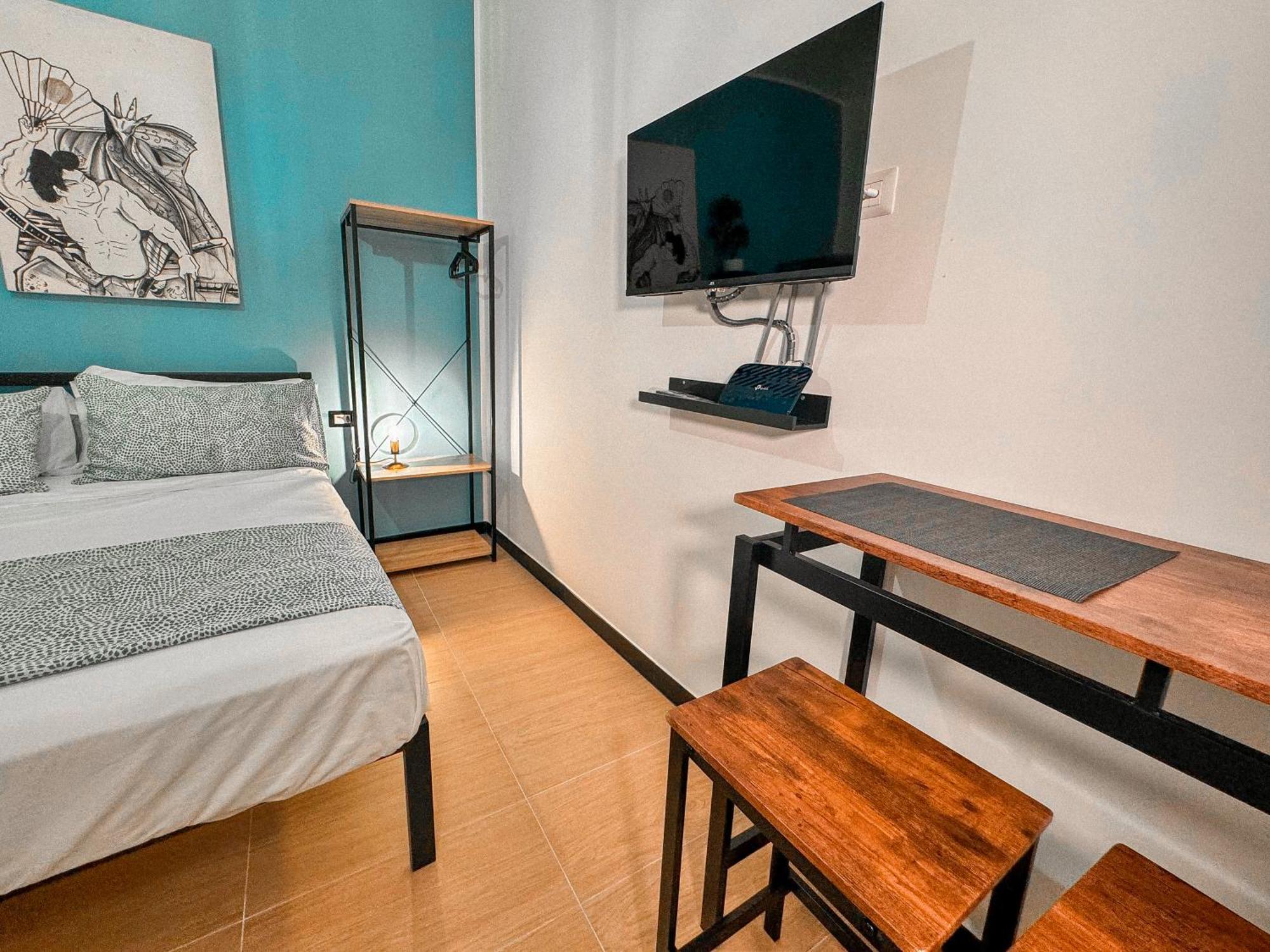 The Quarters Naples Apartments Bagian luar foto