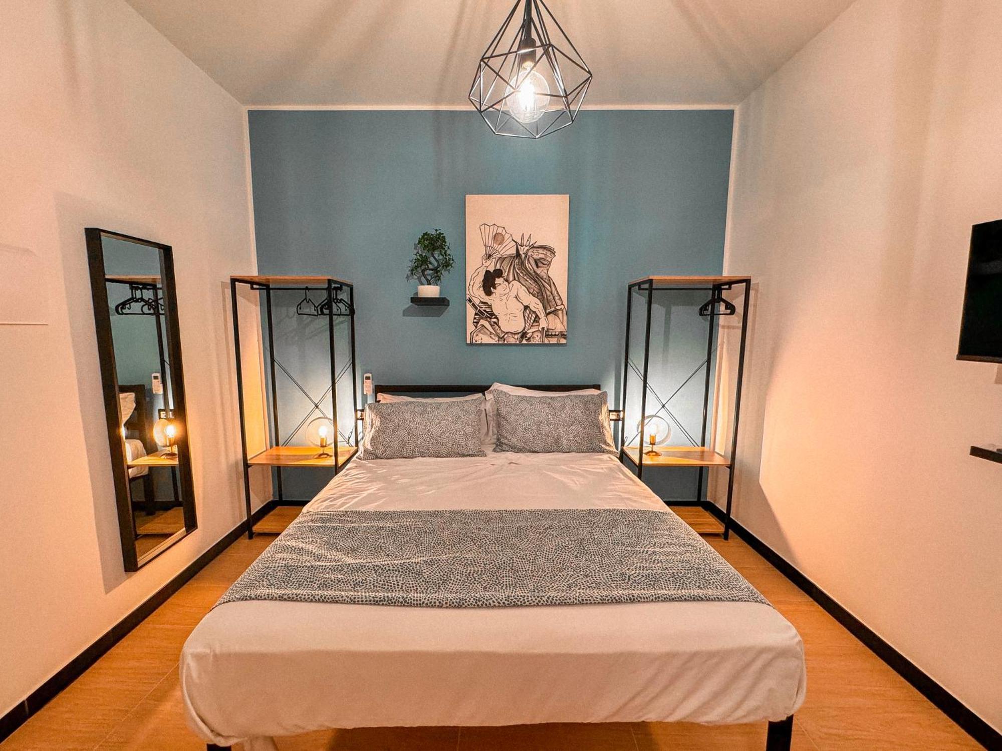 The Quarters Naples Apartments Bagian luar foto