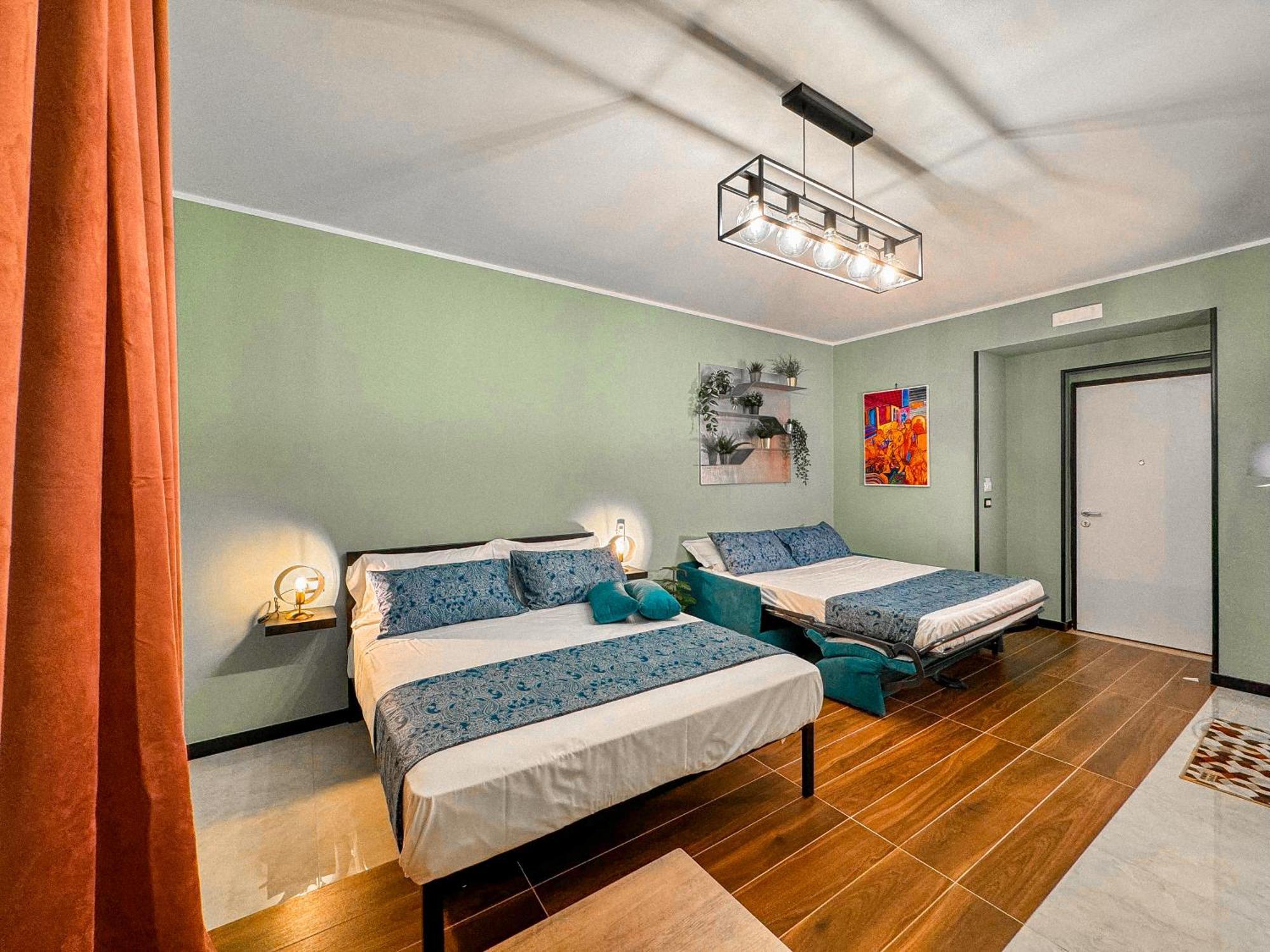 The Quarters Naples Apartments Bagian luar foto